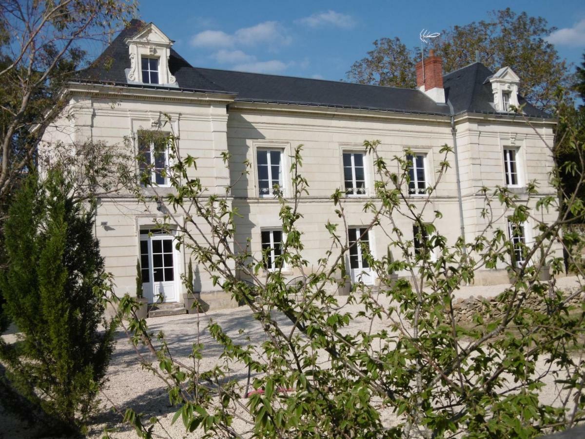 Le Petit Domaine Des Aubuis Leilighet Chinon Eksteriør bilde